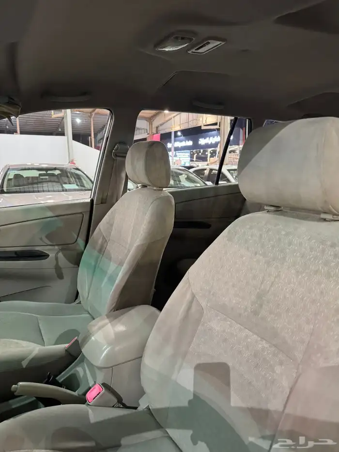 تويوتا انوفا 2011 قير عايدي 7