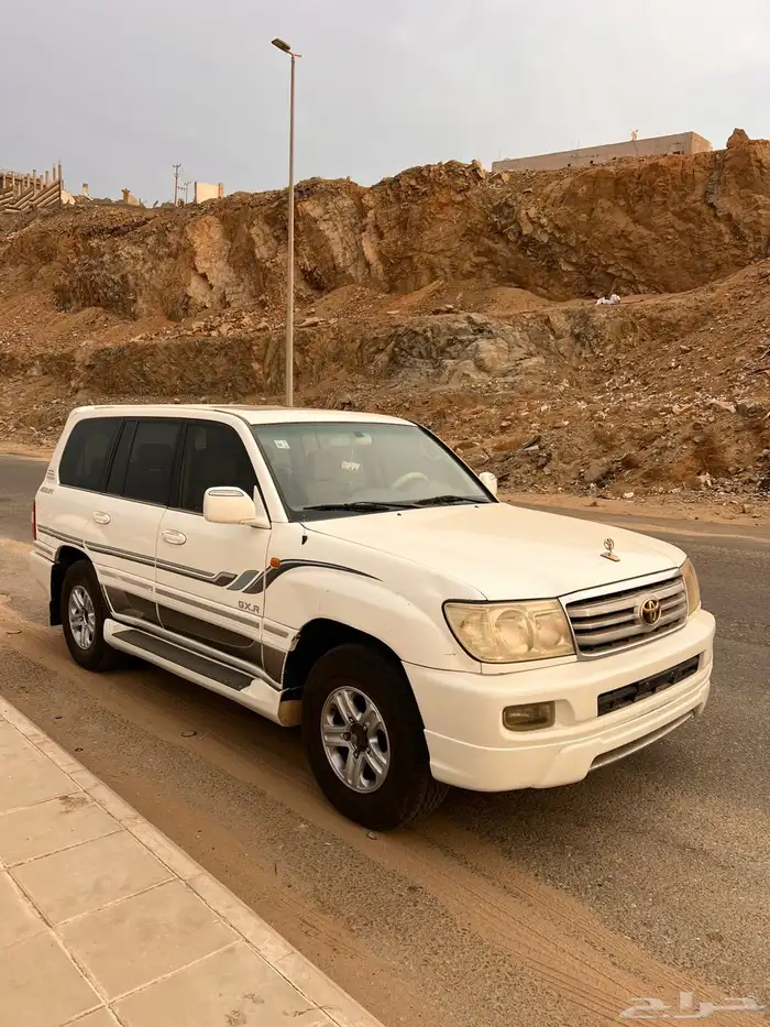 جيب صالون لاندكروزر جي اكس ار 2006 فل كامل 15
