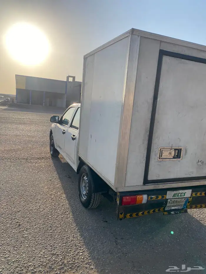 للبيع اسيزو مع الثلاجه2011 5