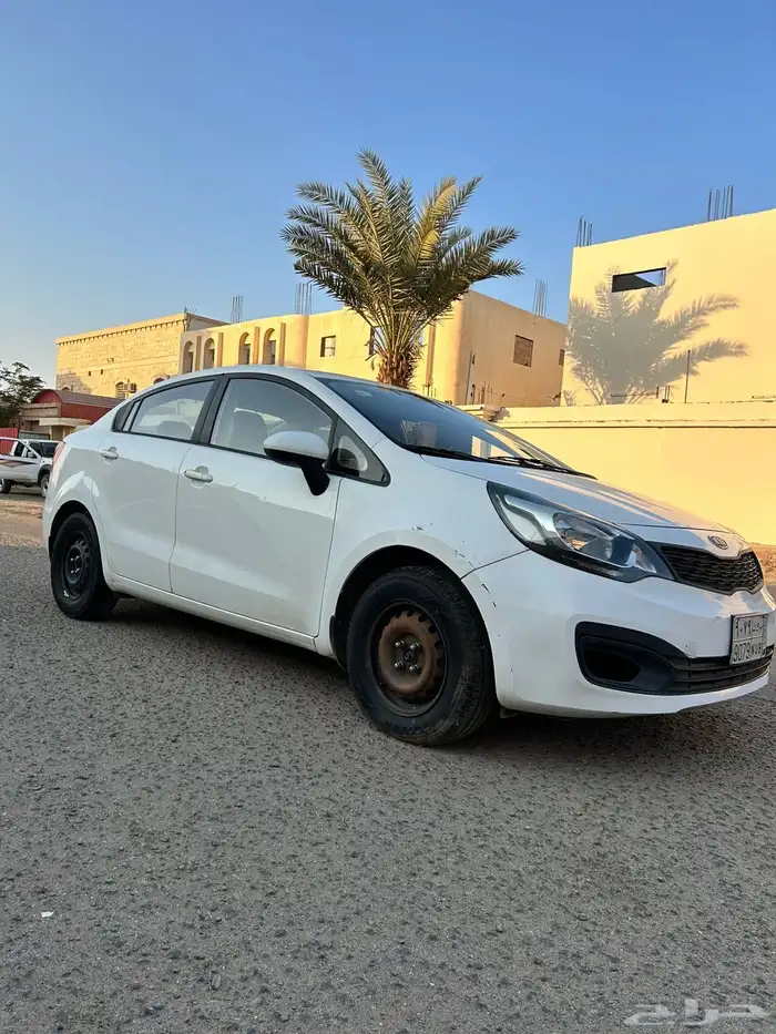 كيا ريو للبيع مويل 2013 4