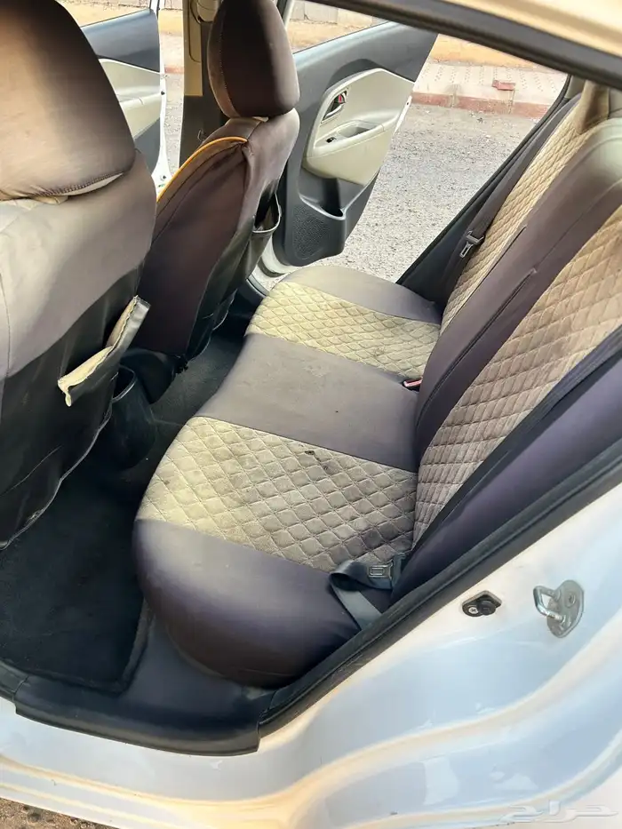 كيا ريو للبيع مويل 2013 15