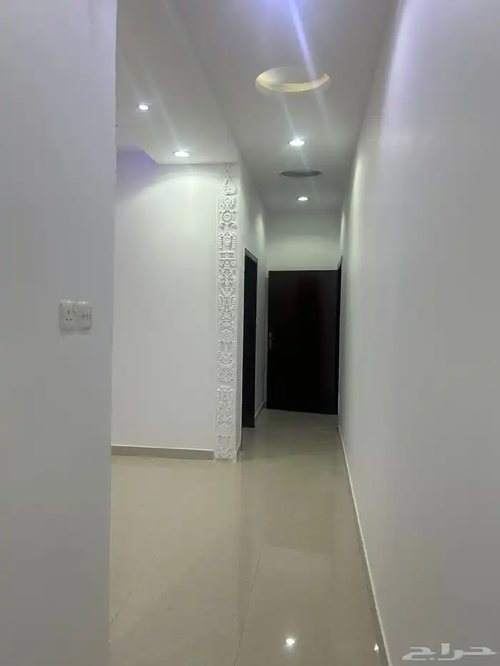 شقه للايجار حي الجنادريه 2