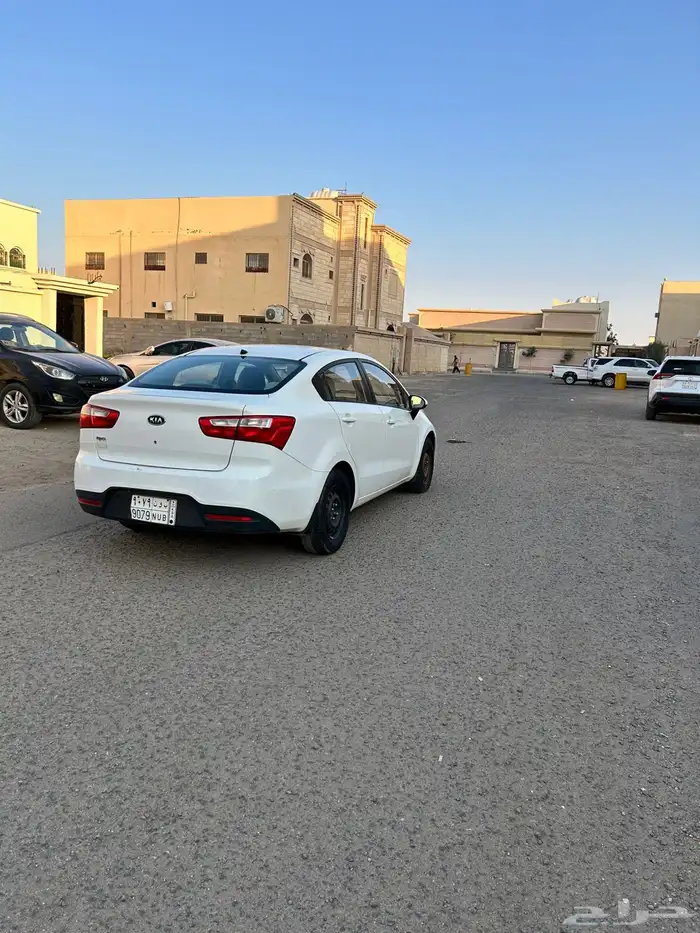 كيا ريو للبيع مويل 2013 3