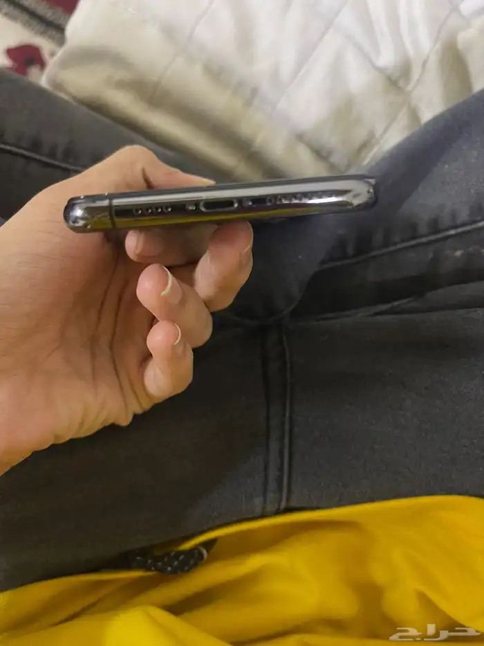 iPhone 11 Pro Max نسبة بطارية73 جيجا64 جوال نظيف كل شيء شغ 9