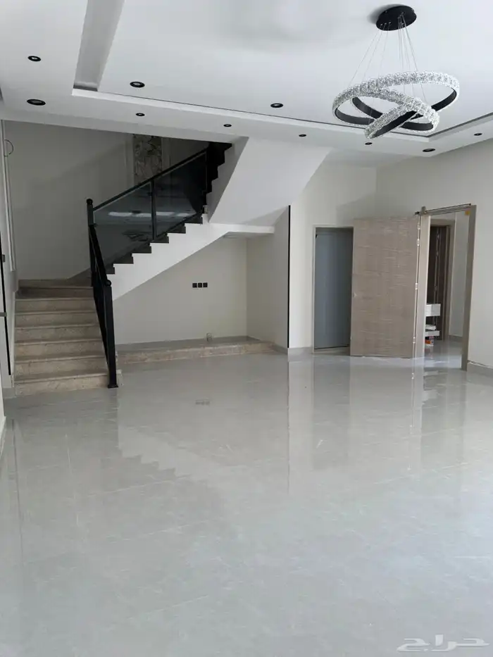 فيلا للبيع المديفر خلف شيب العزيزيه 21