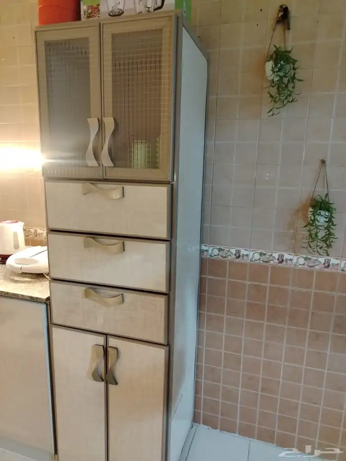 مطبخ جديد للبيع بسعر 700سبب البيع سفر برا الدمام 0