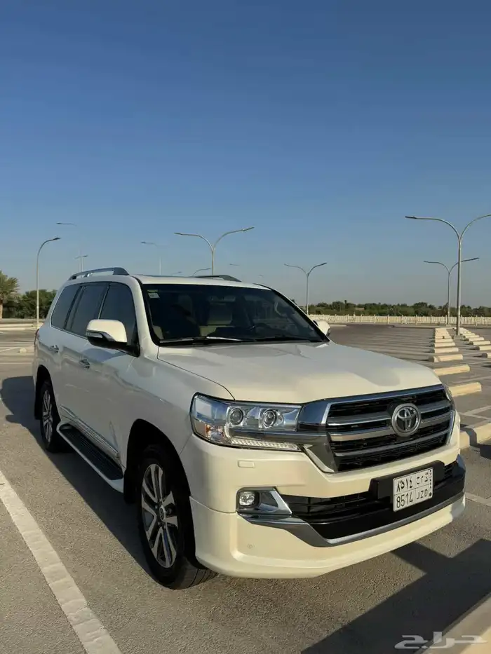2020 Land Cruiser VX-R1 5.7L 5