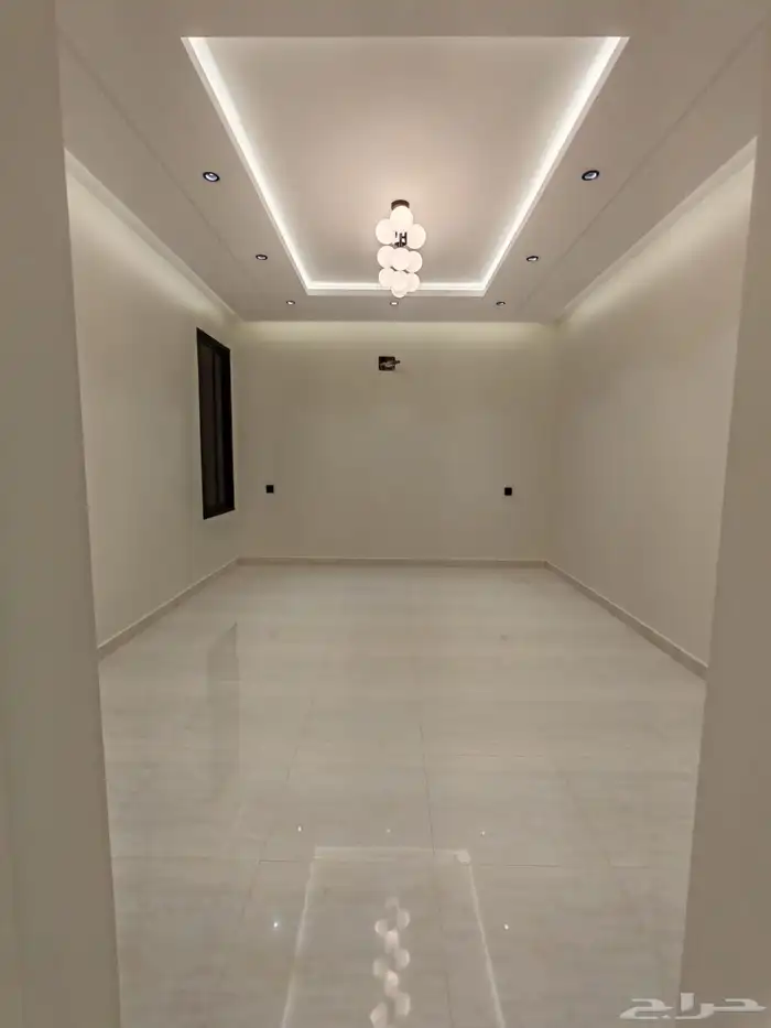 للبيع روف علوي مع ملحق درج داخلي وخارجي في احد رفيدة 10