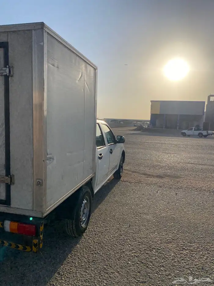 للبيع اسيزو مع الثلاجه2011 7