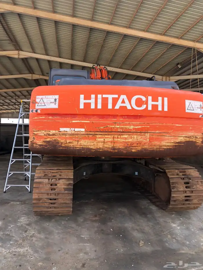 بوكلين هيتاشي 12