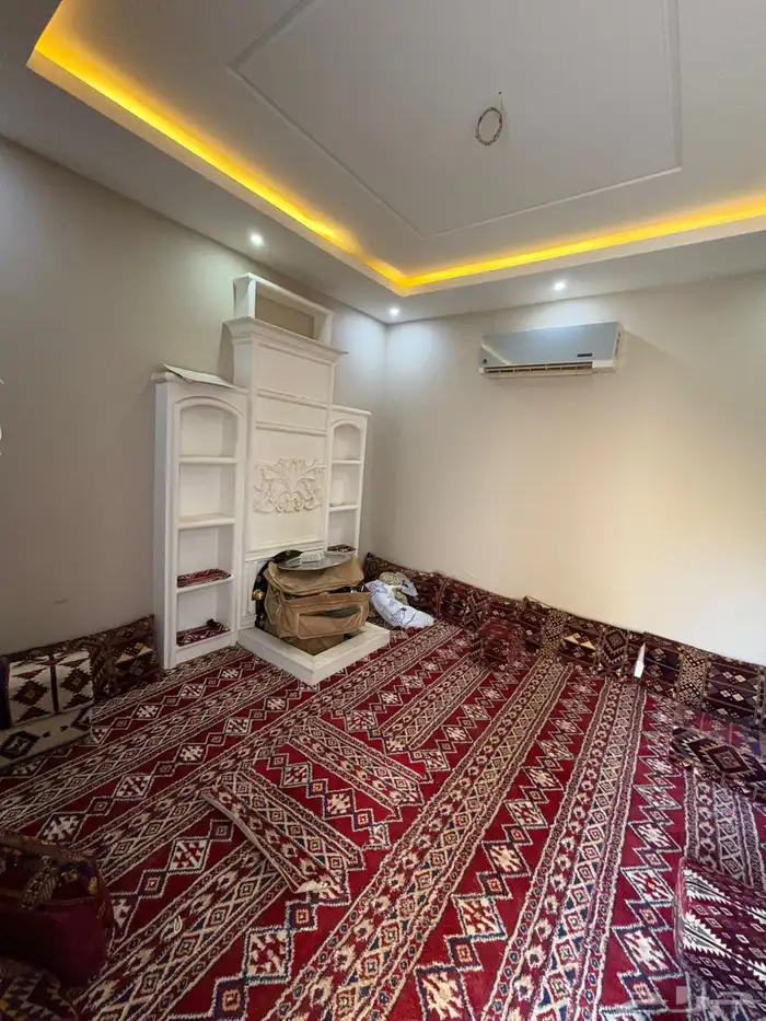 دور كامل في حي احد جنوب الرياض خمس غرف 10