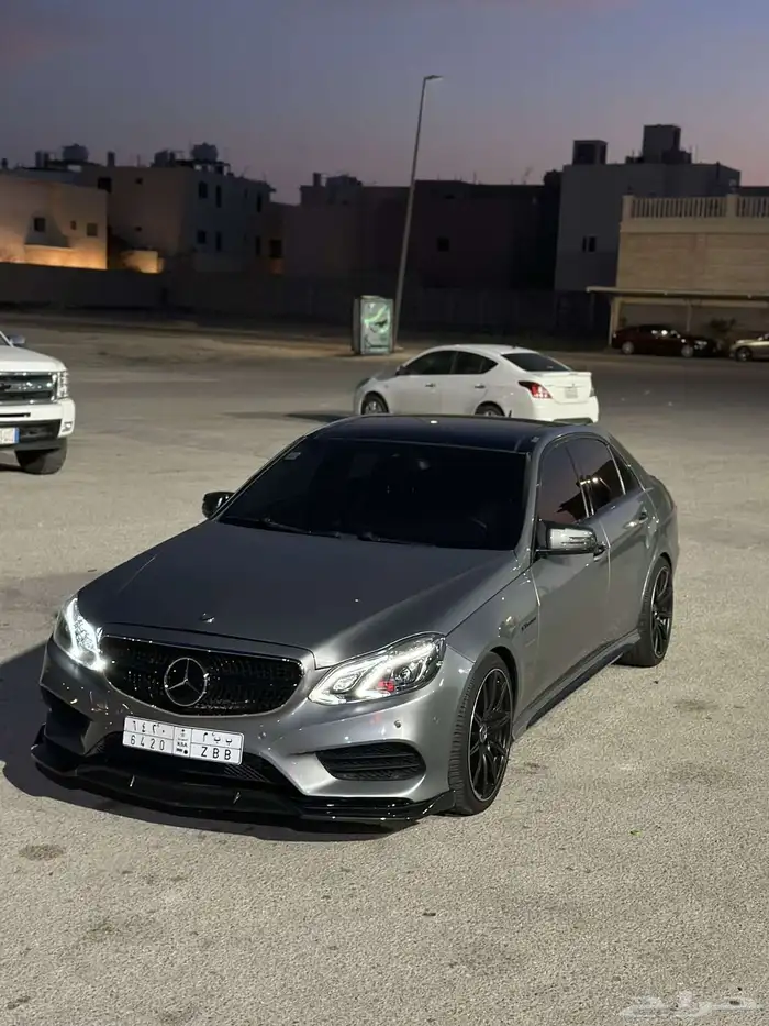 للبيع مرسيدس E300 5