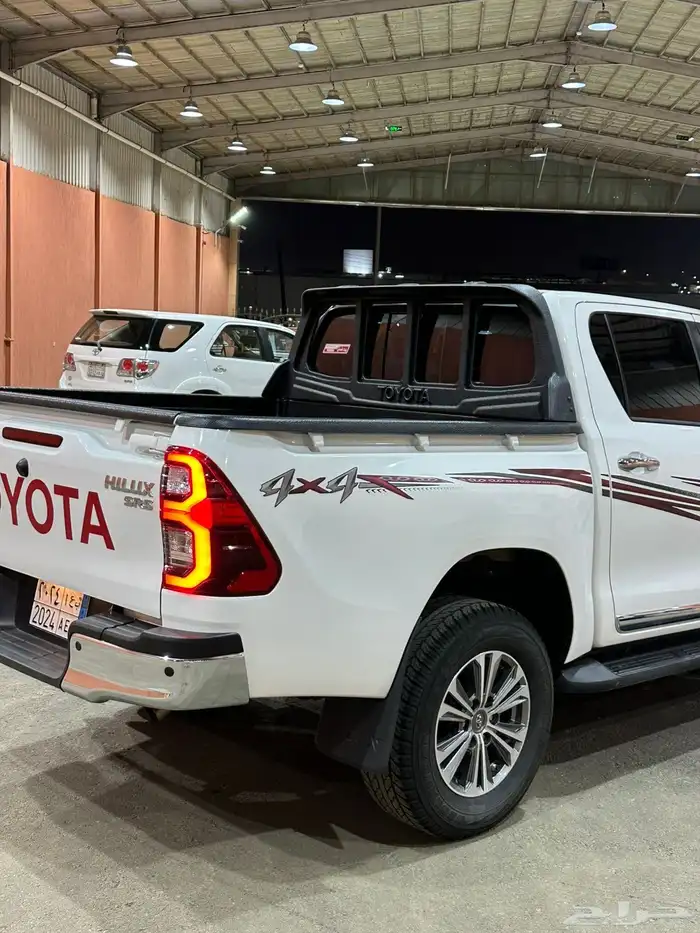 تويوتا هايلكس 2024 فل كامل ديزل مكينه 2800 قير تماتيك 5