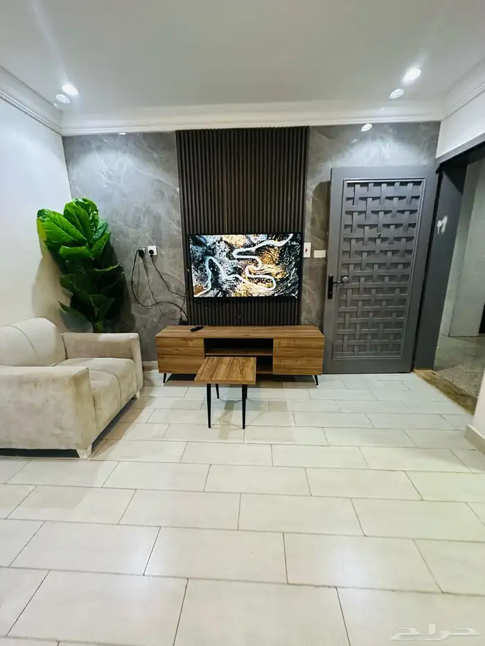 شقه مفروشه للإيجار بجدة حي الروضة 0