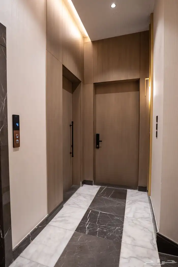 دور فاخر مستقل مؤثث للبيع في جده مساحة361 28