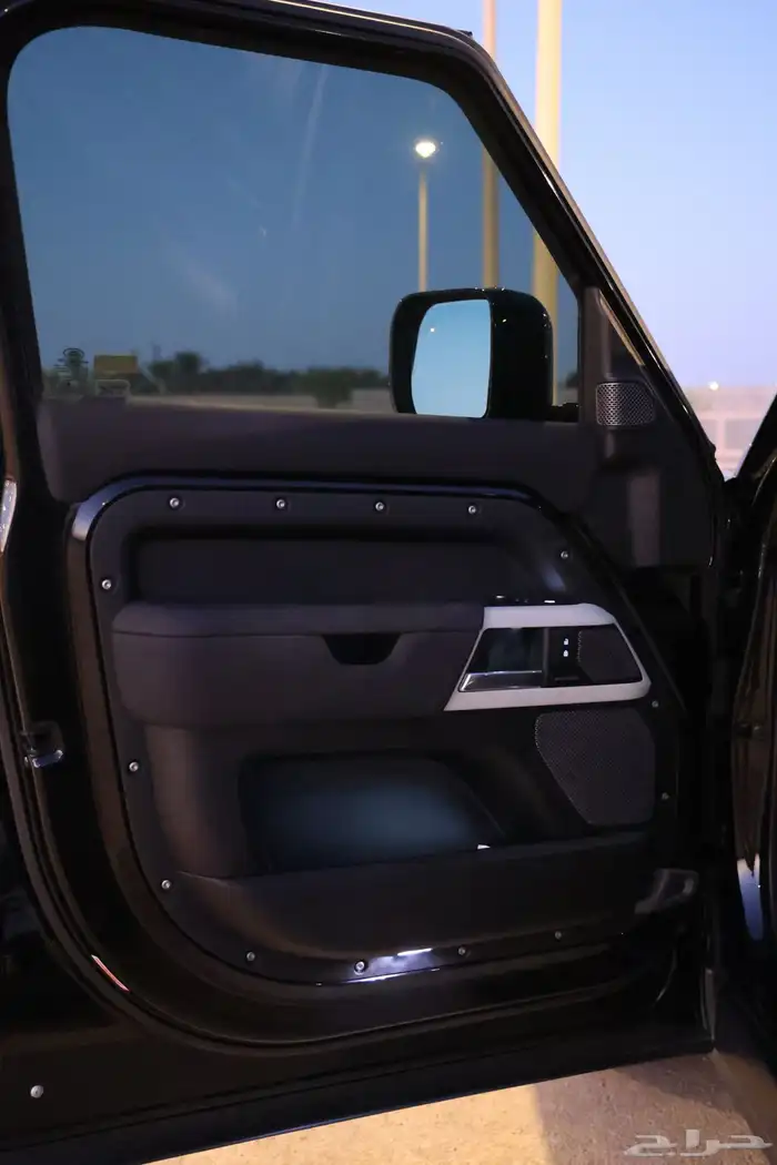 ديفندر 110 .. وكالة ( عرض خاص ) 6