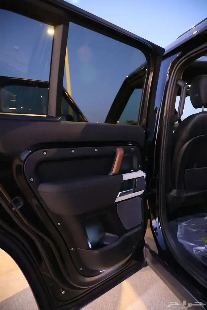 ديفندر 110 .. وكالة ( عرض خاص ) 11