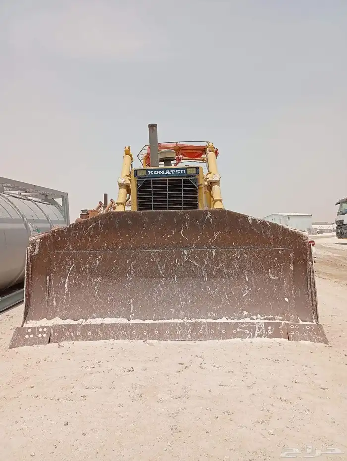 بلدوزر كوماتسو 2004 0
