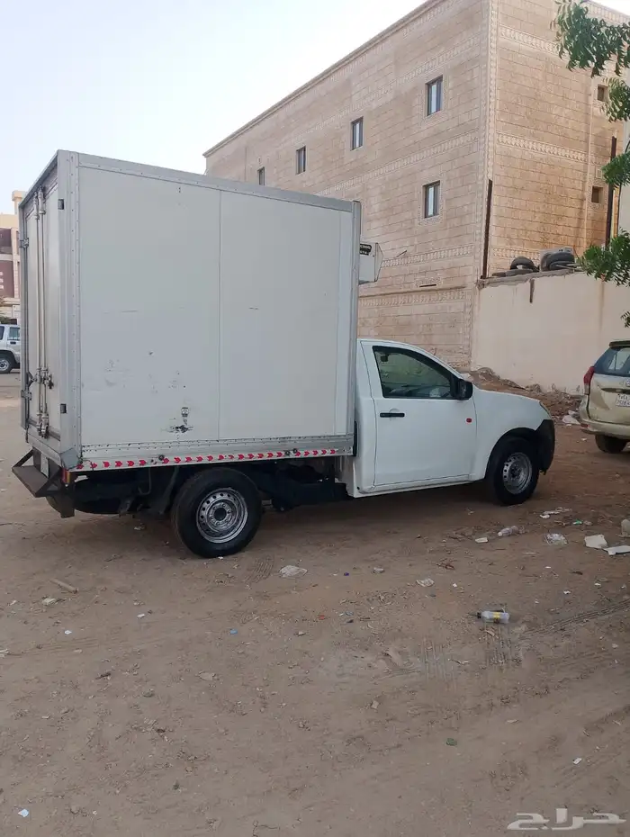 سياره ثلاجه موديل 2015 للإيجار 2