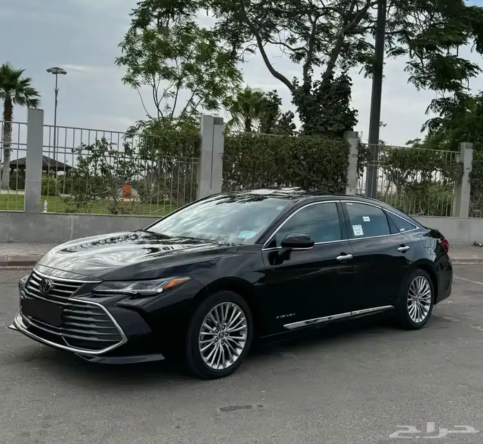 أفالون 2022 أسود مخزن 0