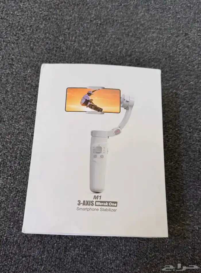 عندي زيها بضبط وماستعملتها غير مرا مع كيسها وكرتونها 1