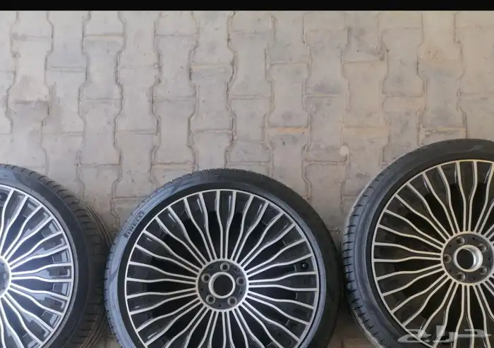 جنوط و اطارات مرسيديس ميباخ 580 0