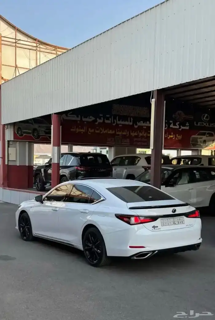 لكزس ES350 F Sportموديل 2024 عداد 4200 7