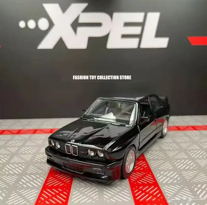 نموذج سيارة BMW M3 E30 موديل 1987 الكلاسيكية 1