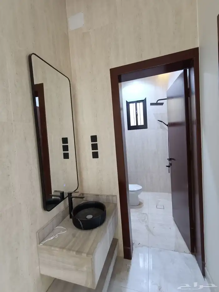 للبيع ادوار ارضيه وعلويه مدخل مستقل تشطيبات Vib 17