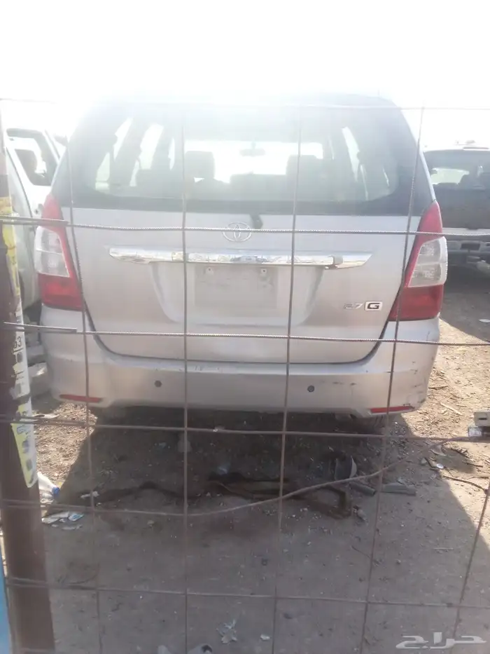 تويوتا انوفا موديل 2015 1