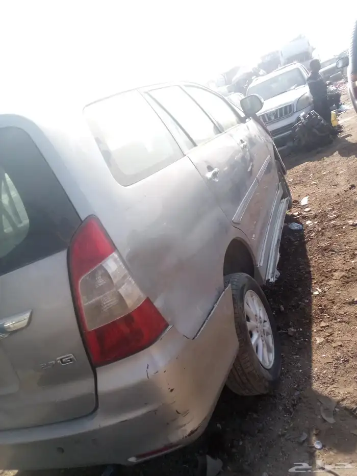 تويوتا انوفا موديل 2015 2