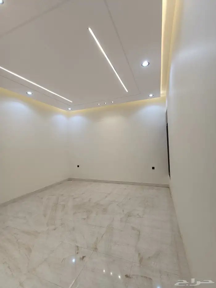 للبيع ادوار ارضيه وعلويه مدخل مستقل تشطيبات Vib 14