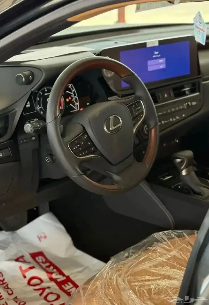 لكزس ES350CC موديل 2025 كاش وتقسيط 10
