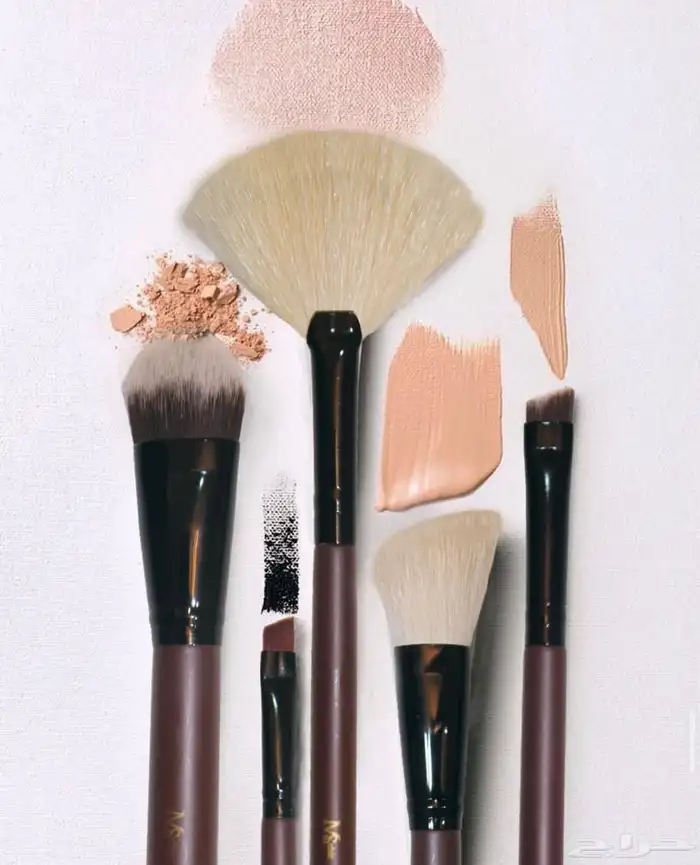 فرش مكياج ناعمة براند مس شك 4