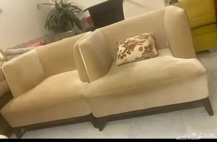 اثاث كنبات وطاولة طعام 22