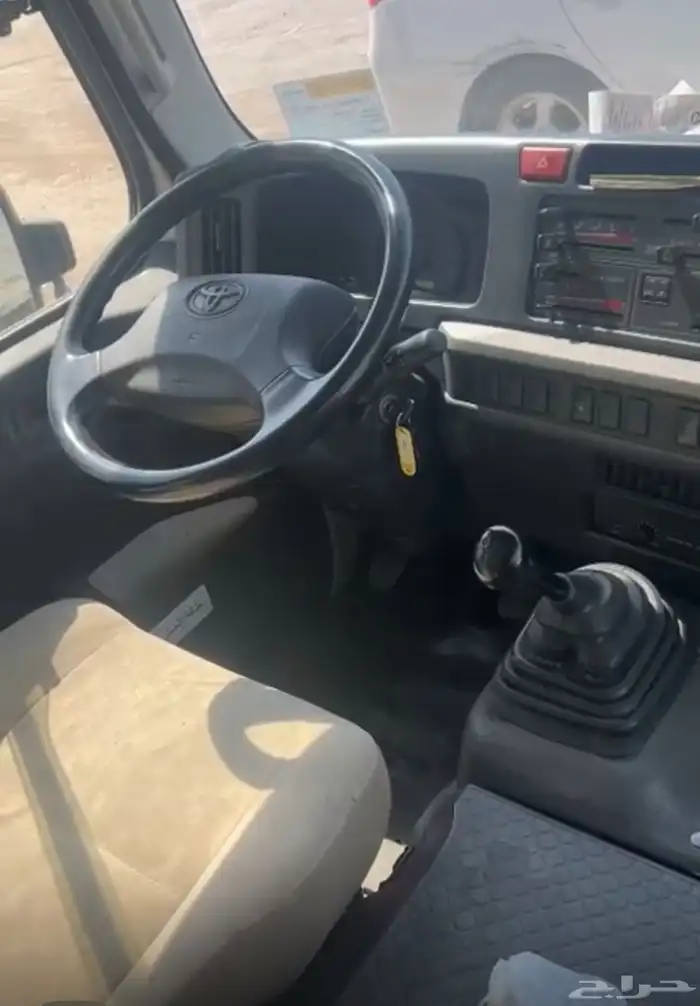 كوستر 2017 بنزين 3