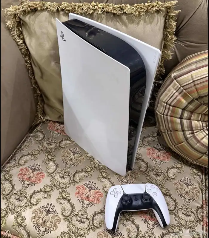 للبيع بليستيشن 5 شوف وصف الاعلان 4