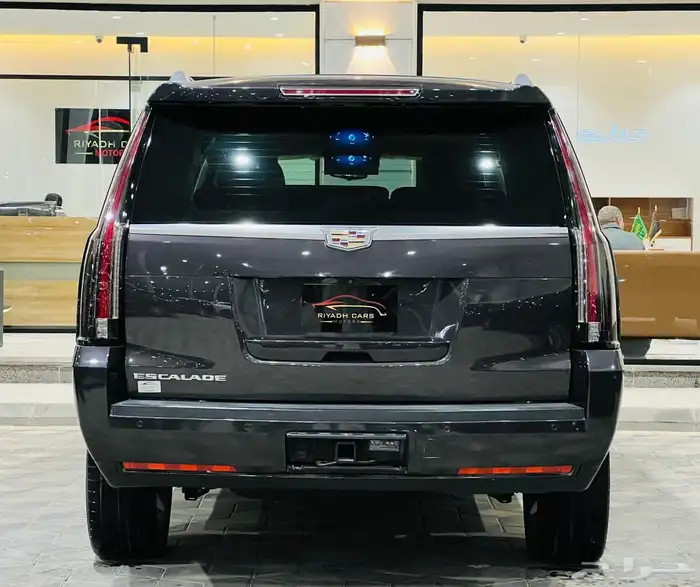 اسكاليد 2017 طويل ( بحالة ممتازة ) 3