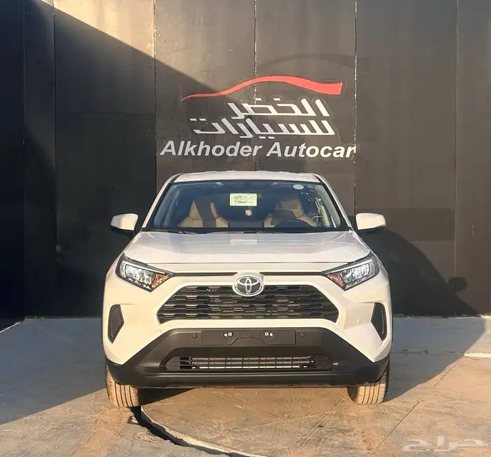 تويوتا راف فور LE 2025 لدى شركة عبدالمجيد الخضر 1