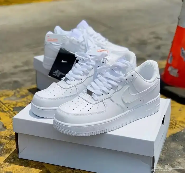 نايك وأديداس   جديدة بالكرتون 1