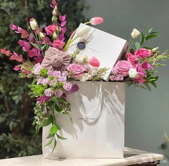 الوردة الذهبية ( ورد . كيك .شوكلاته ) خصم 30 9