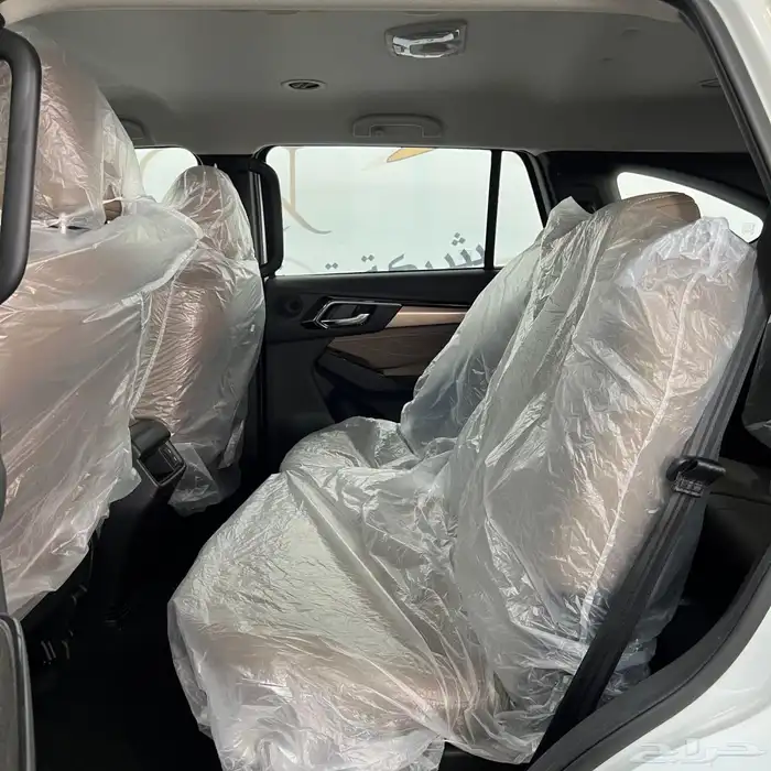 عرض ايسوزو ام يو اكس فل كامل 2025 6