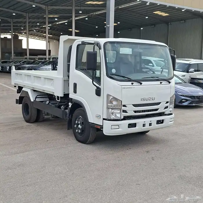 قلاب ايسوزو 2024 خليجي سعة المحرك 3.0 الطن 4 السعر 134 شامل 1