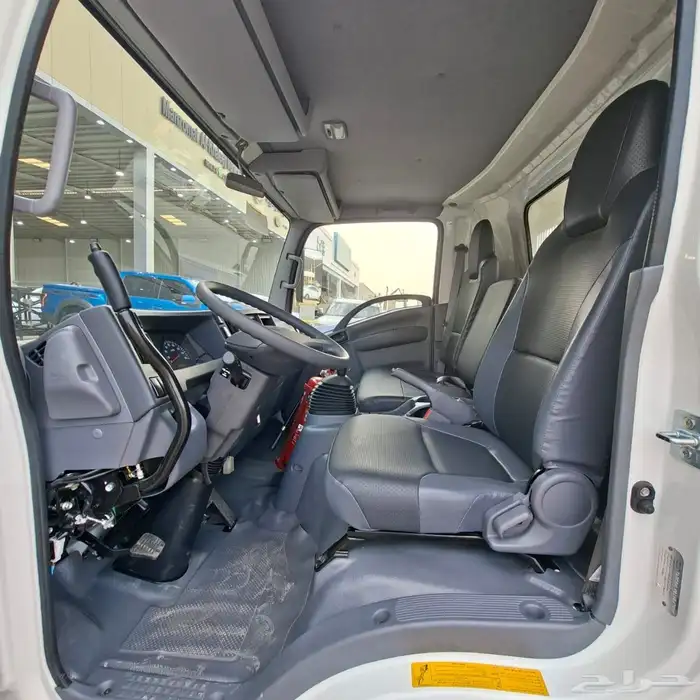 قلاب ايسوزو 2024 خليجي سعة المحرك 3.0 الطن 4 السعر 134 شامل 7