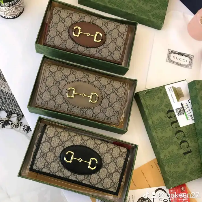 شنط و شوزات ماركه 1