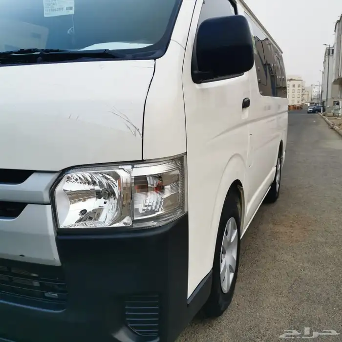 تويوتا هايس 2015 بنزين. مخزنة 3