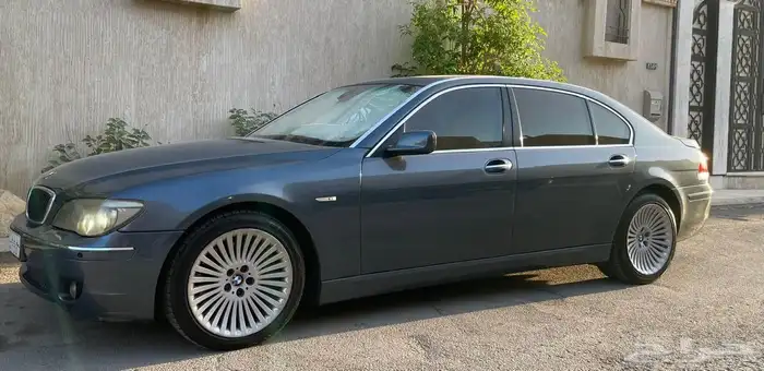 BMW 740 Li فل كامل 1