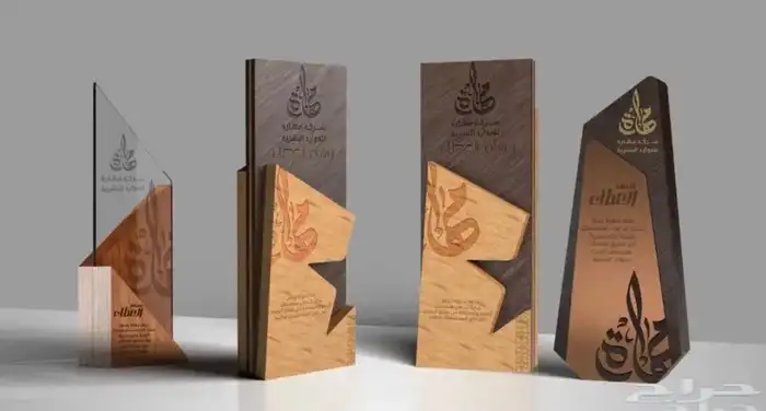 لوحات حروف بارزه رسم شعار أستيل اكريلك أعلام رول أب بوب أب 26