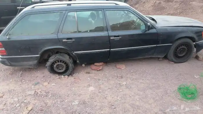 مرسيدس بوكس موديل 1996 للبيع (مسويه حادث) 0