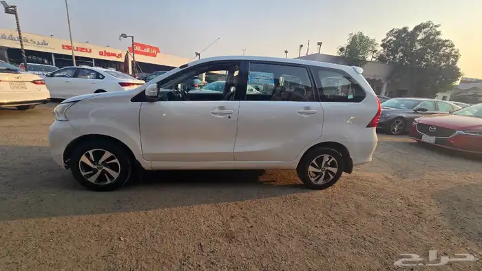 تويوتا افانزا 2016 4